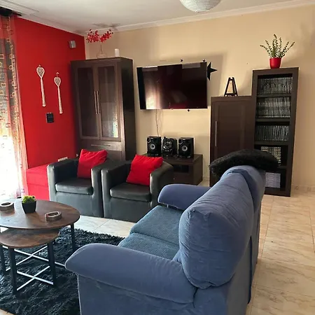 Casa A Tella Дом отдыха *